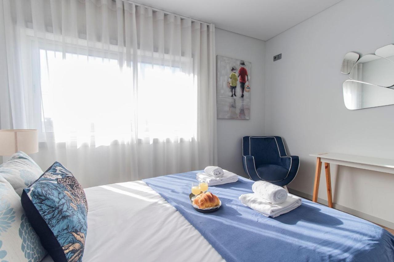 Downtown 1Br Apartment W/ Balcony By Lovelystay Porto Exterior photo